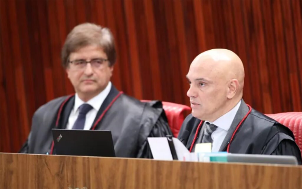 Por ordem do PGR, Polícia Federal prende fuzileiro naval por Enviar ...