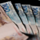 Caixa e Banco do Brasil confirmam pagamento de até R$ 1.621,00 para brasileiros cadastrados