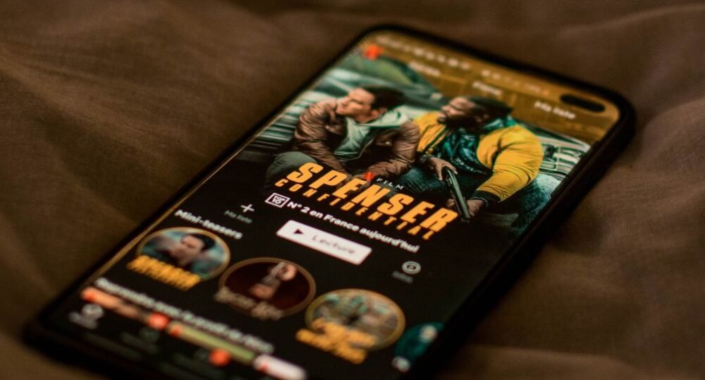 Netflix anuncia nova versão para celulares e promete facilitar o uso no dia a dia
